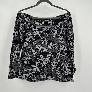 Love Sick Womens Pullover Top Size 0 Black Gray Skull Camo Goth Edgy Underground